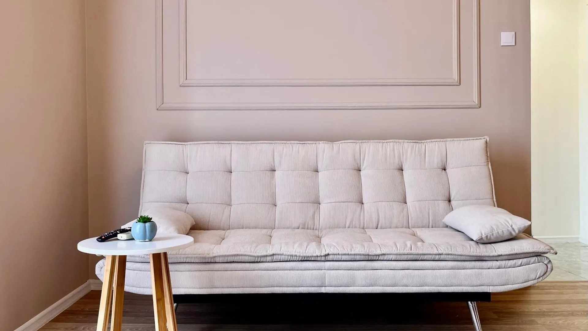 Apartment Rava Central Studio Bucharest